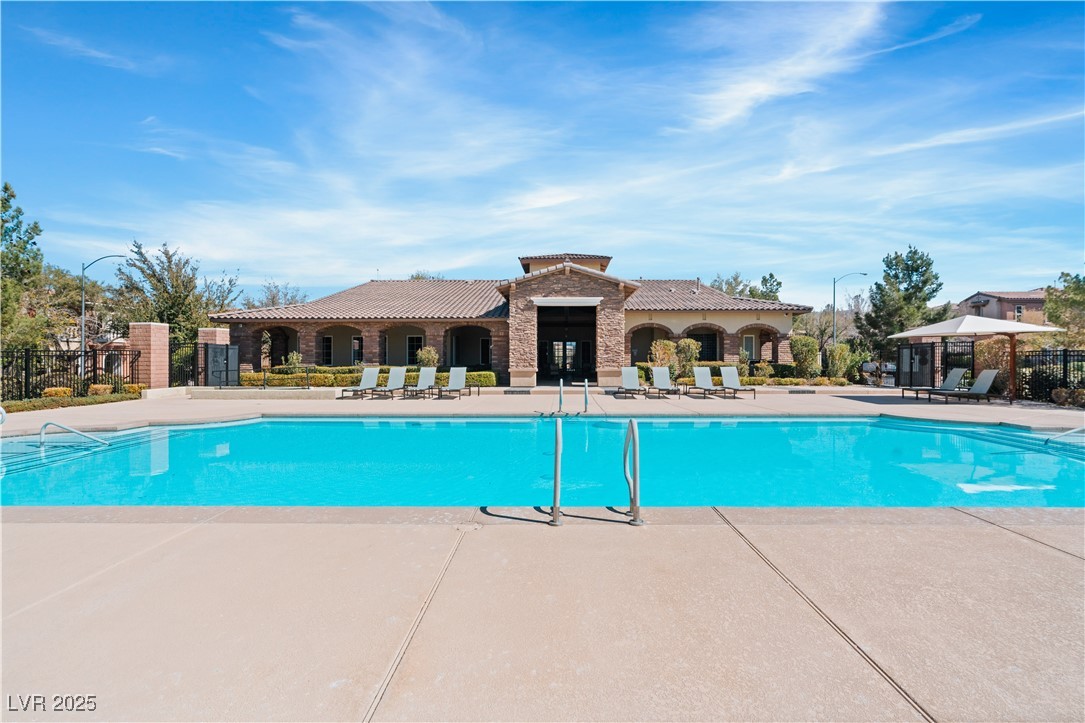 3185 Mura Del Prato Avenue