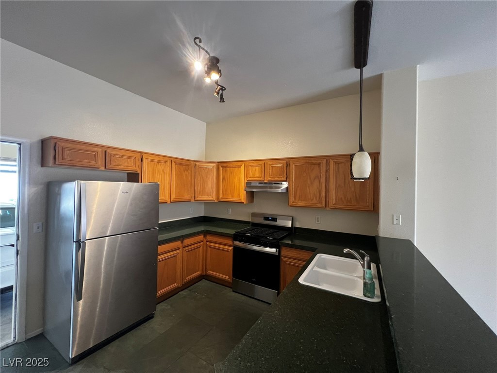 2854 Red Rooster Court