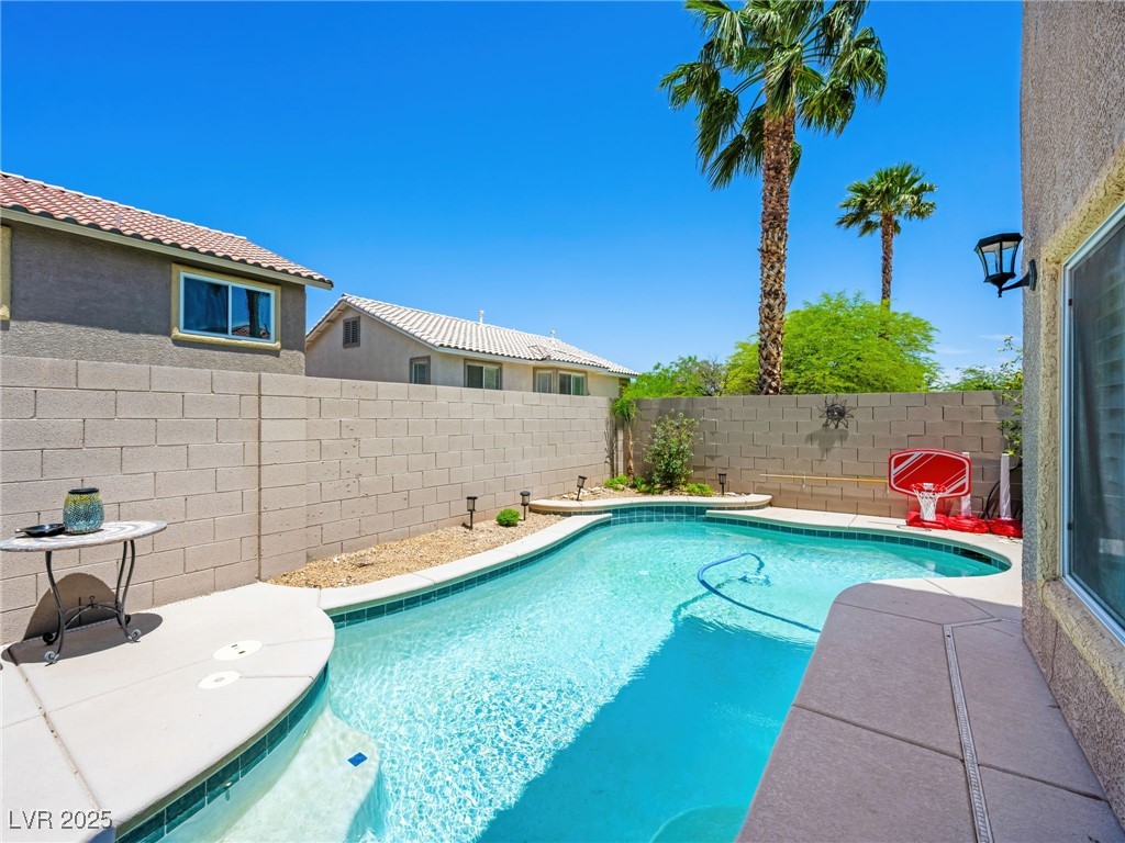 10612 Gum Tree Court