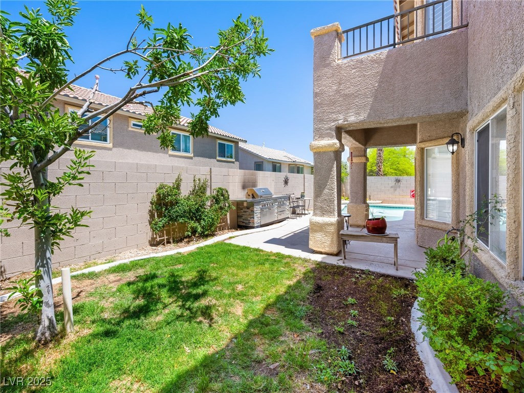 10612 Gum Tree Court