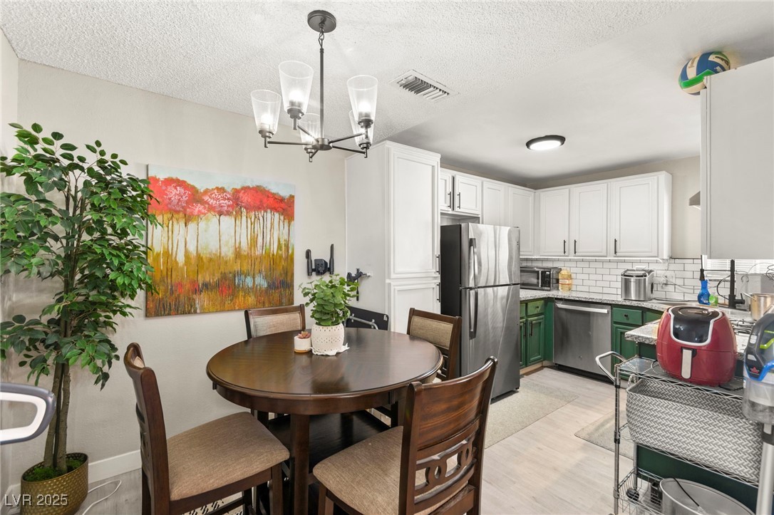 2569 Paradise Village Way