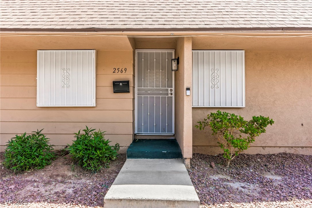 2569 Paradise Village Way