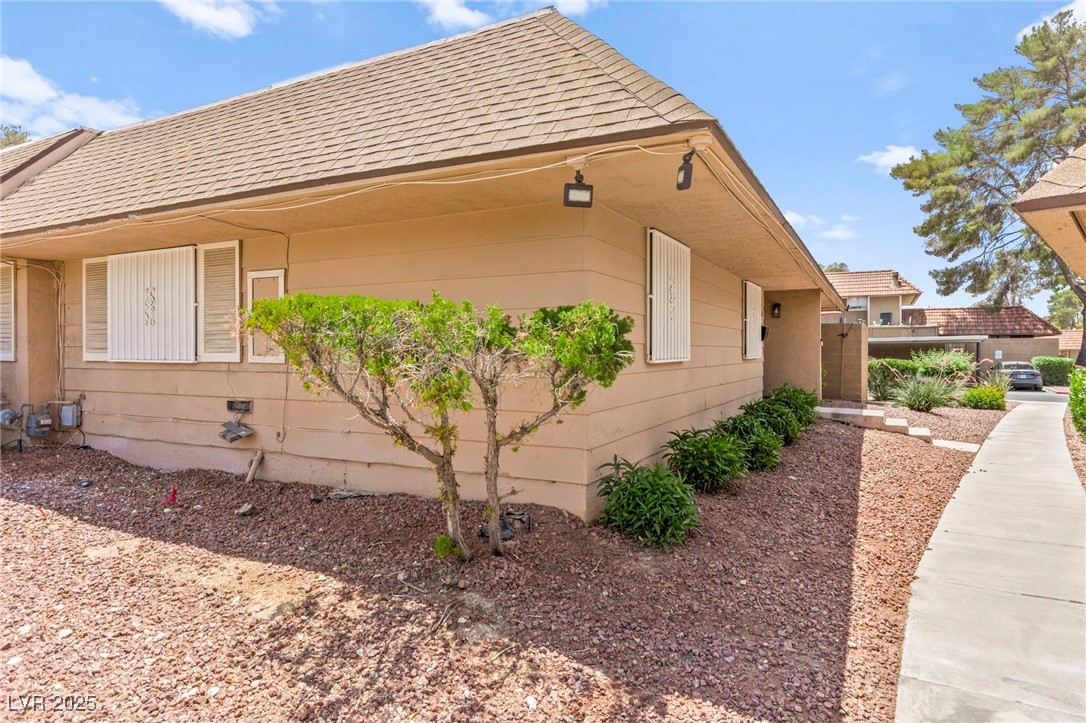 2569 Paradise Village Way