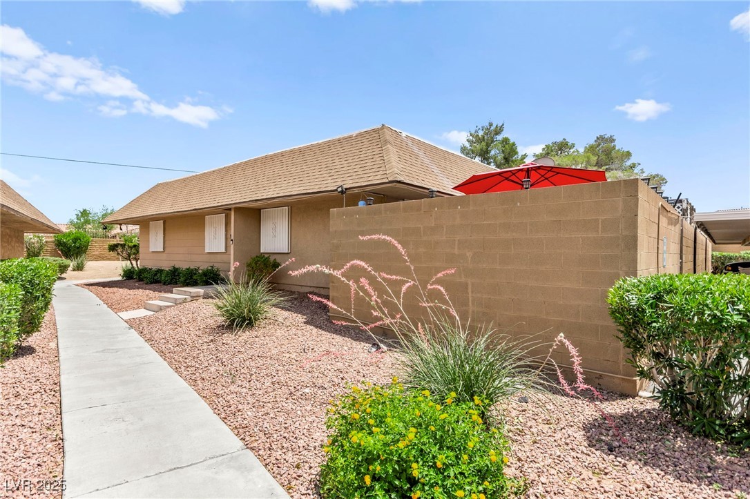 2569 Paradise Village Way