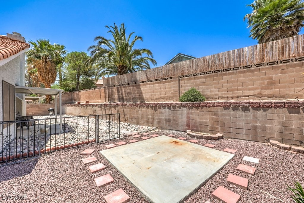 6961 Ray Charles Lane