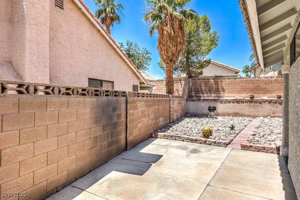 6961 Ray Charles Lane