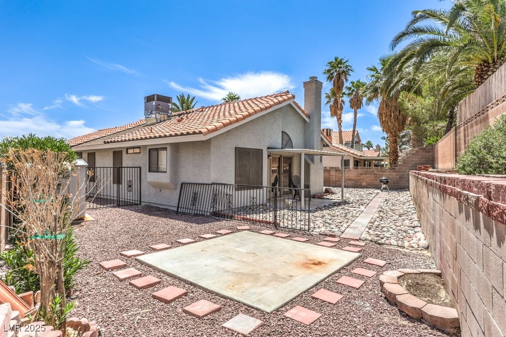 6961 Ray Charles Lane