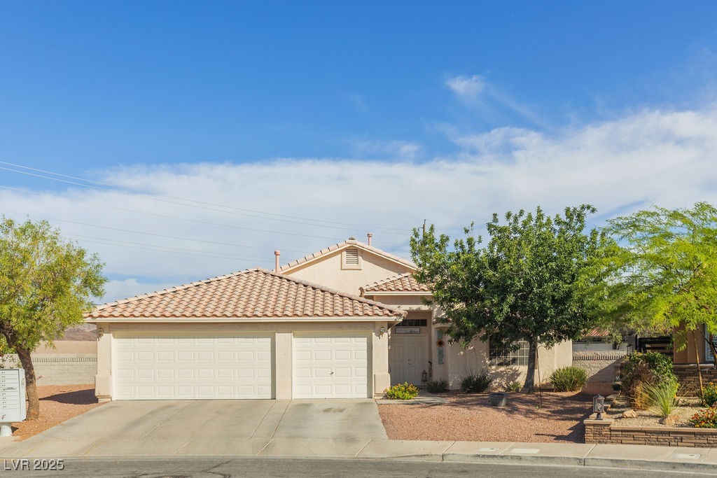 1079 Oak Shade Lane