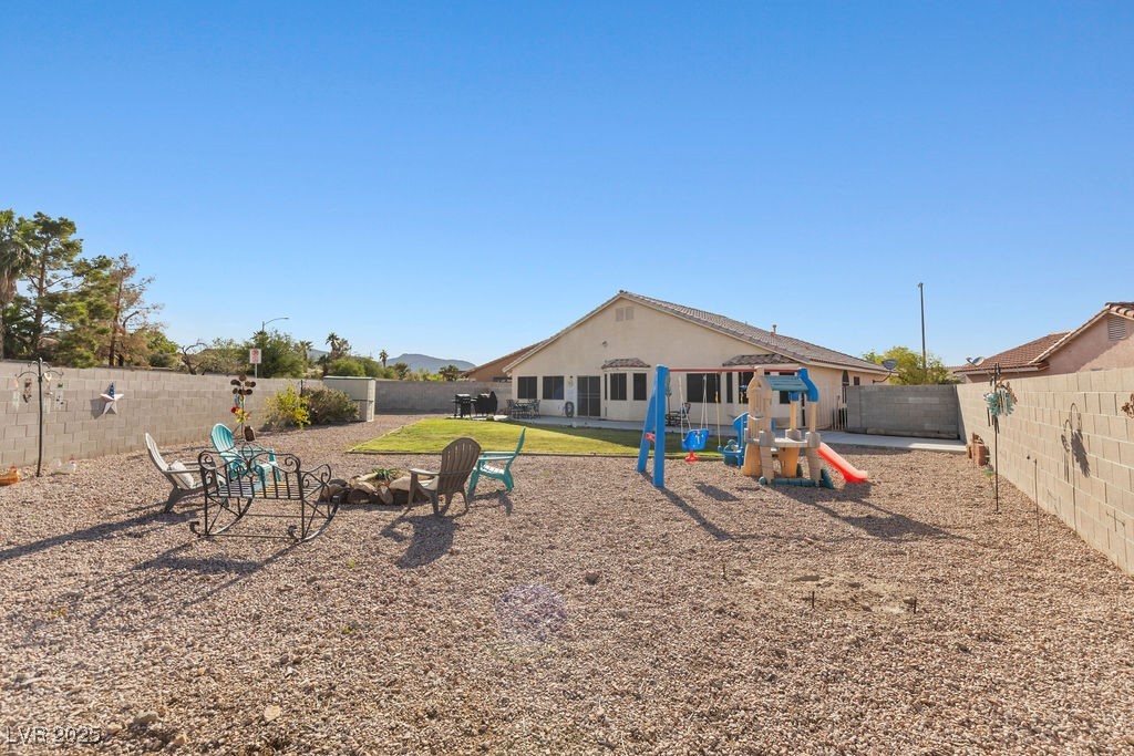 1079 Oak Shade Lane