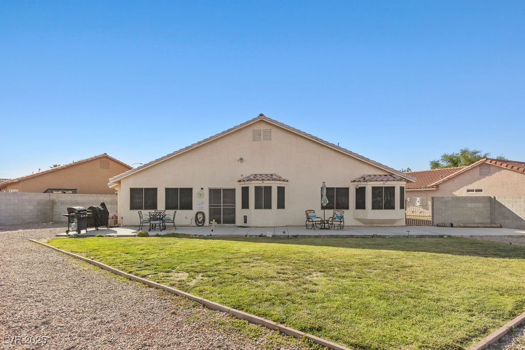 1079 Oak Shade Lane