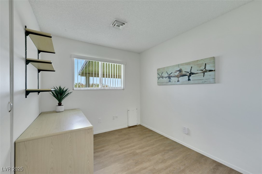 415 Emerald Circle