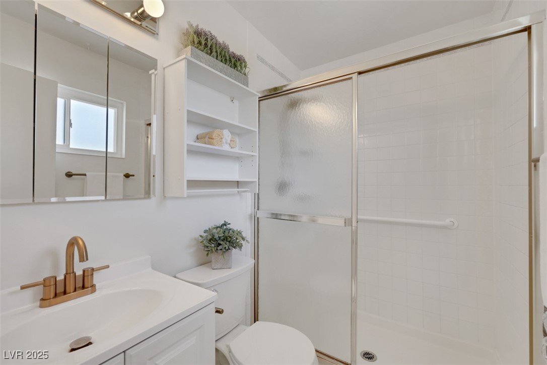 415 Emerald Circle