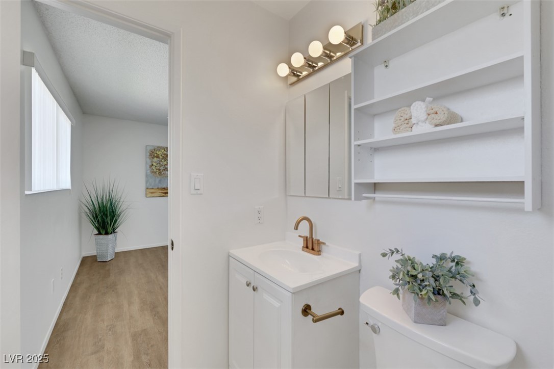 415 Emerald Circle