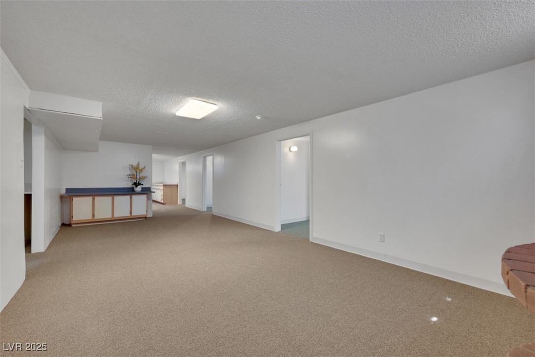 415 Emerald Circle