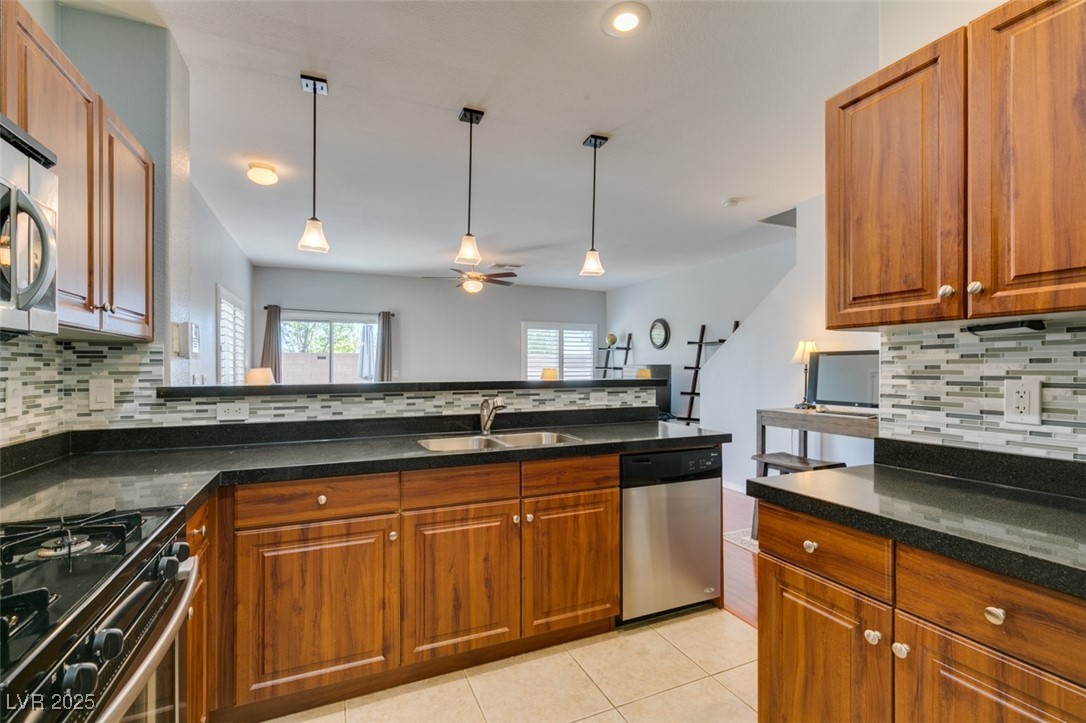 9362 Straw Hays Street 103