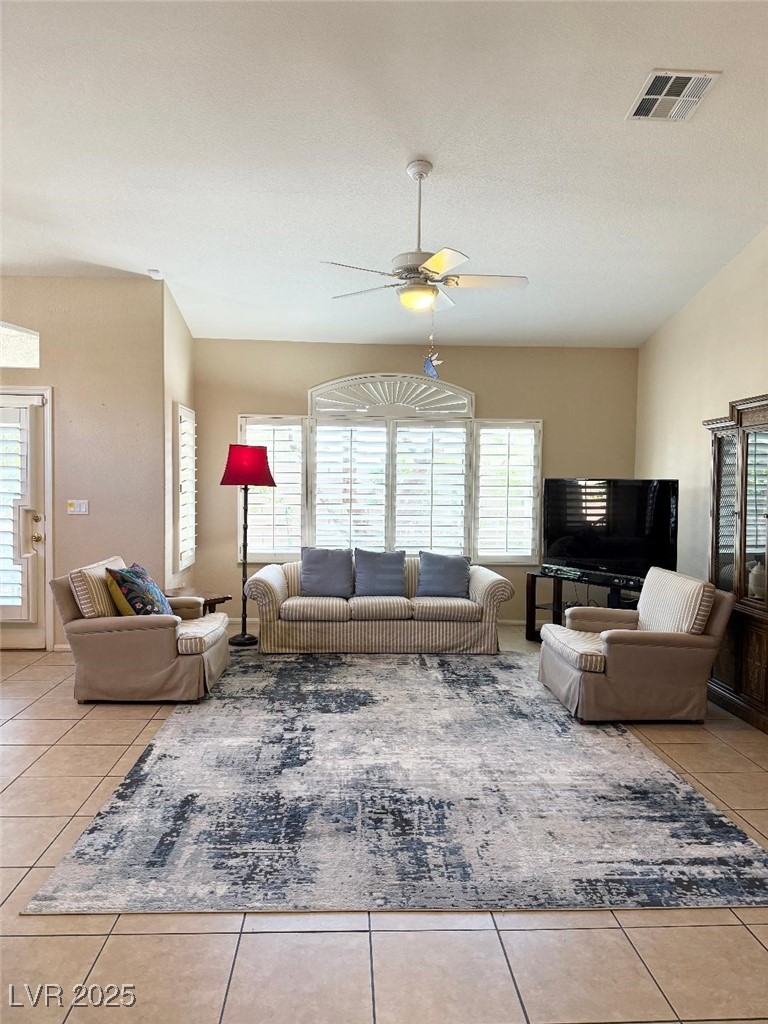 9621 Donner Springs Avenue