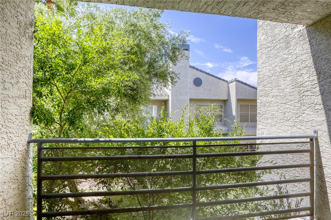 6250 West Flamingo Road 43