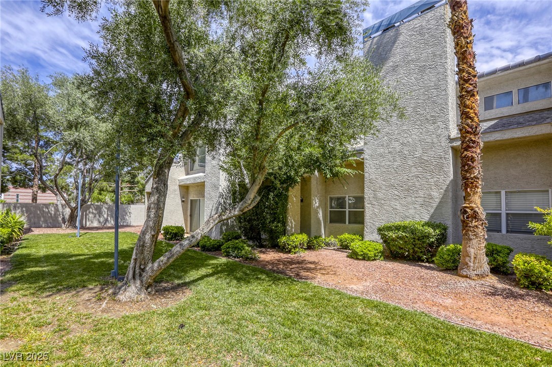 6250 West Flamingo Road 43