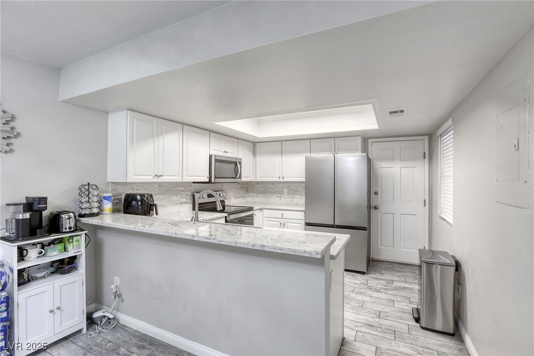 6250 West Flamingo Road 43