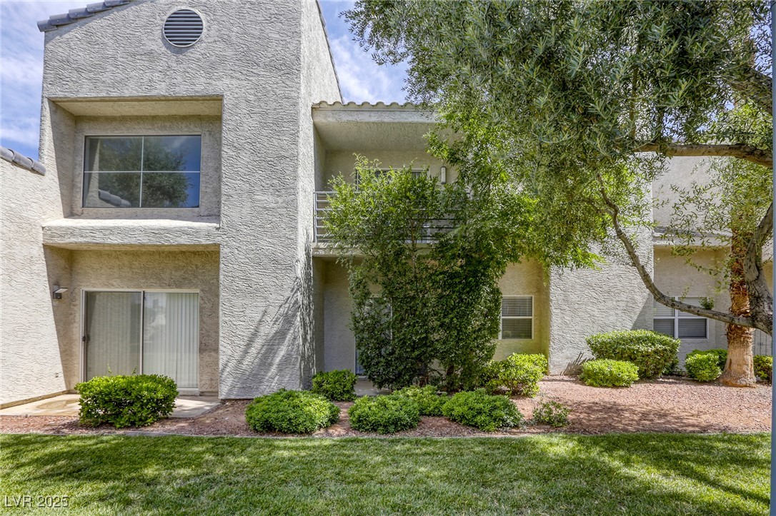 6250 West Flamingo Road 43