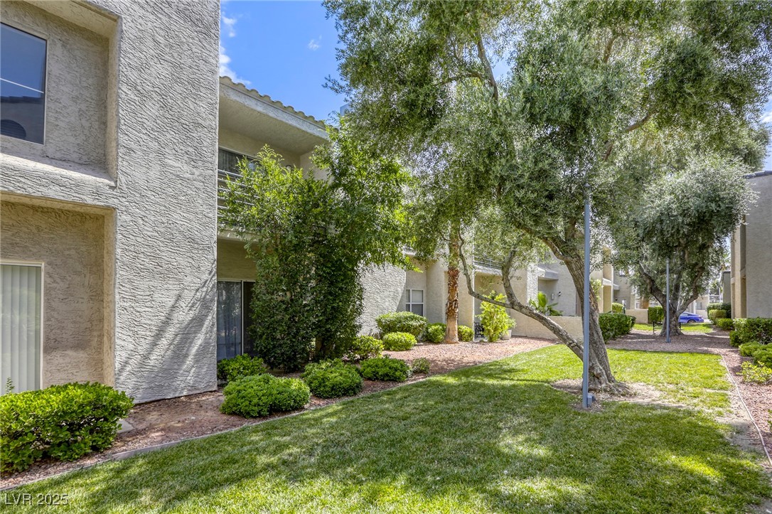 6250 West Flamingo Road 43