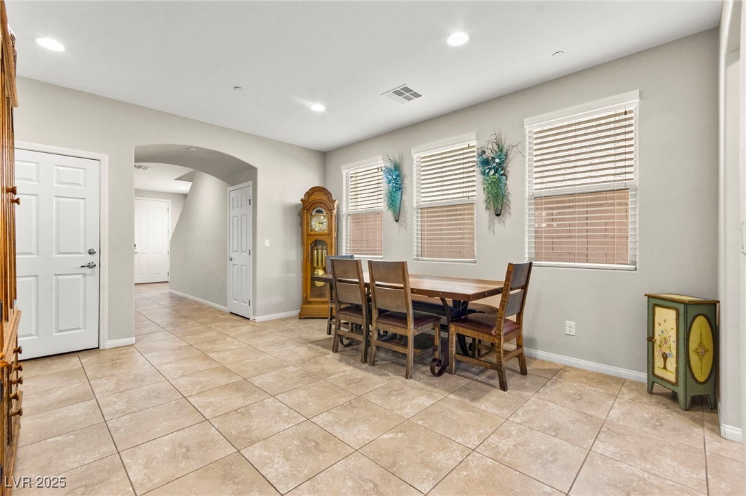 2333 Mundare Drive