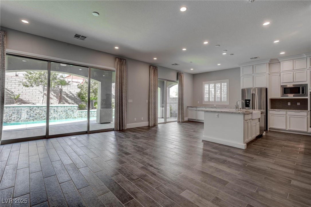 11952 Girasole Avenue