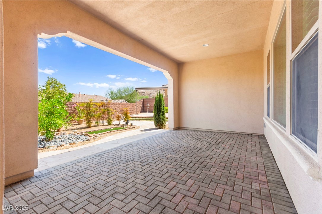 2 Lago Turchino Court