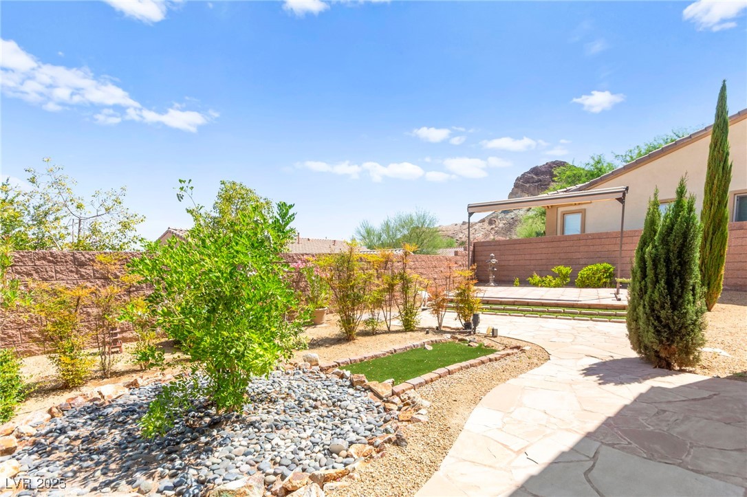 2 Lago Turchino Court