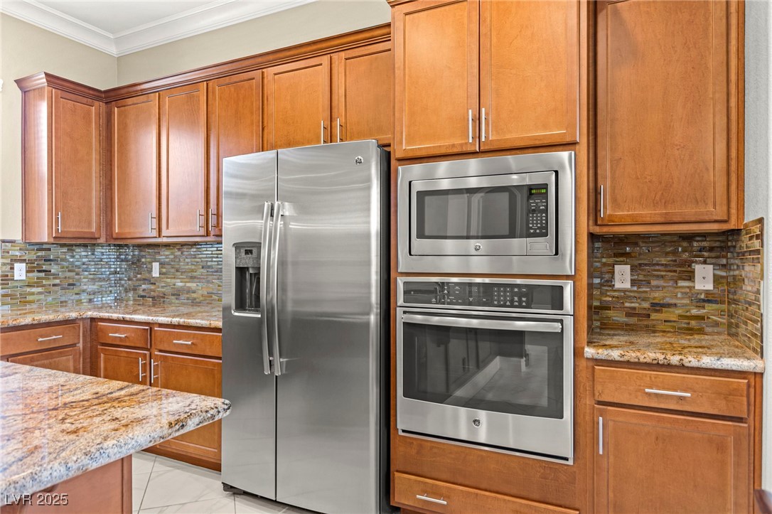 2 Lago Turchino Court