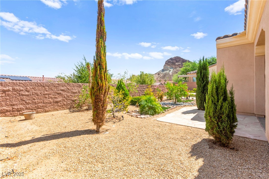 2 Lago Turchino Court