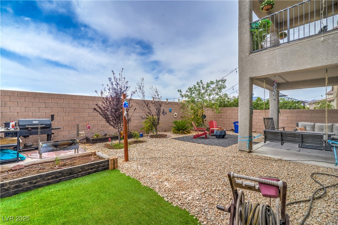 10031 Fletcher Peak Avenue