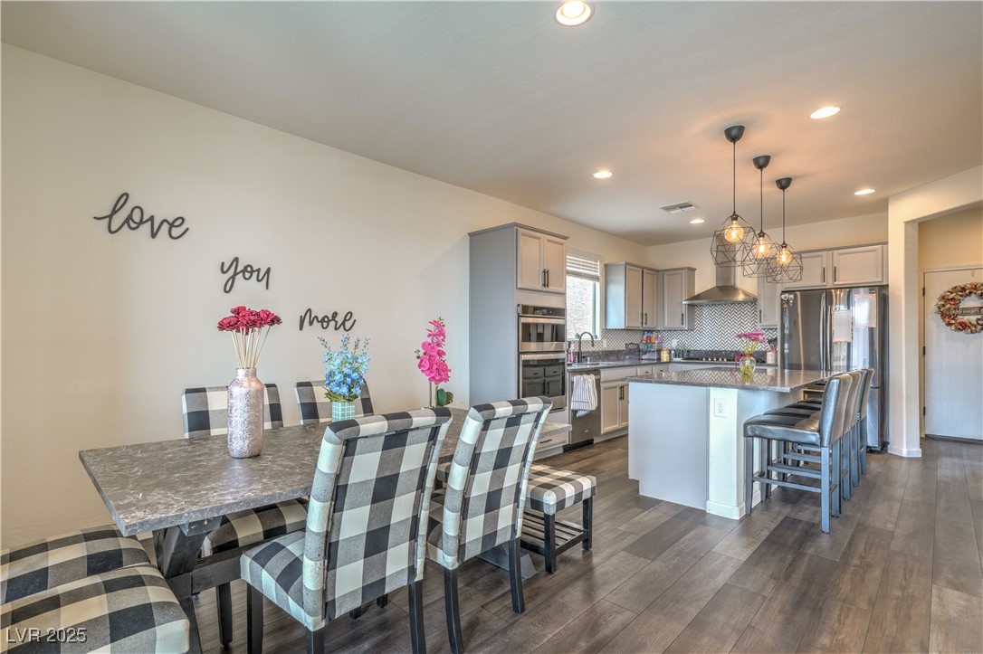 10031 Fletcher Peak Avenue