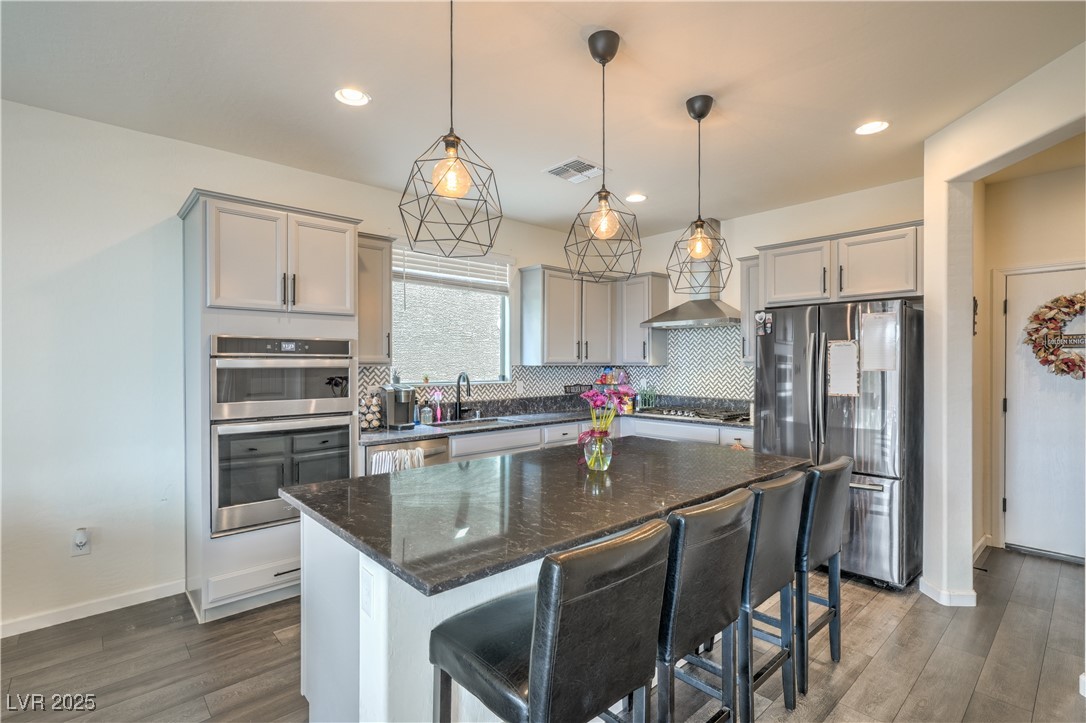 10031 Fletcher Peak Avenue