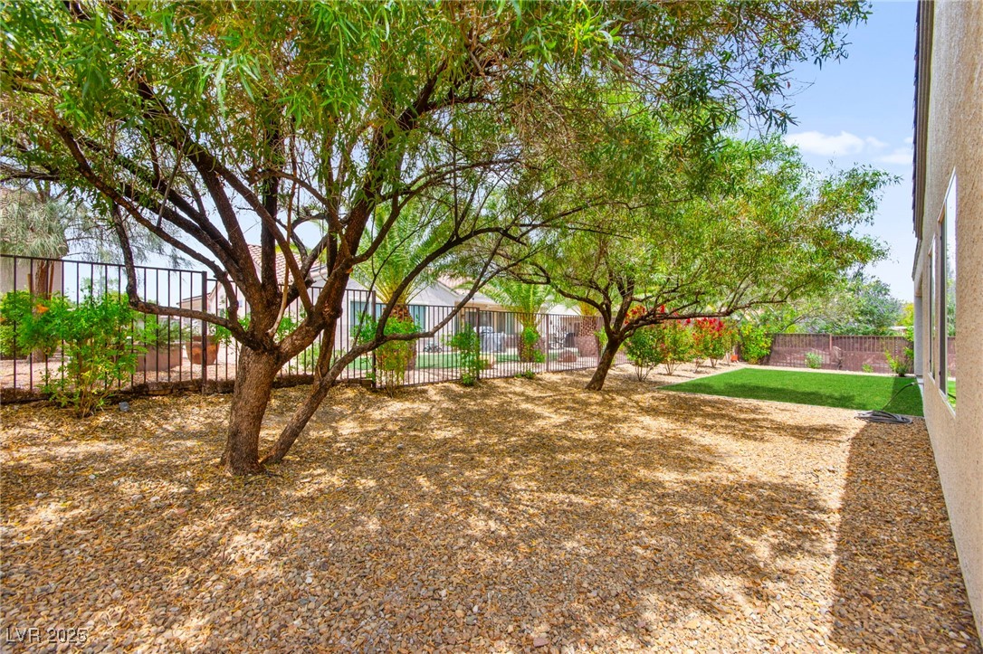 2227 Garden City Avenue