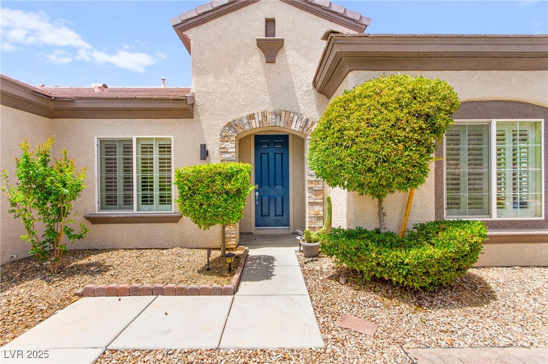 2227 Garden City Avenue