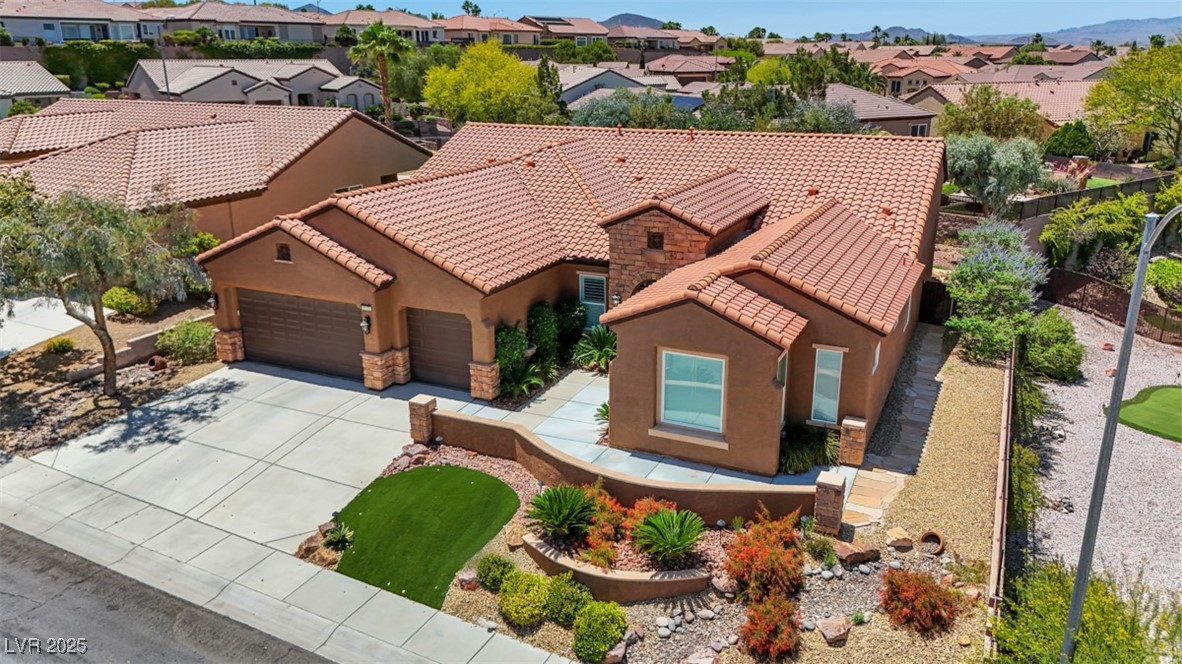 2175 Sandstone Cliffs Drive