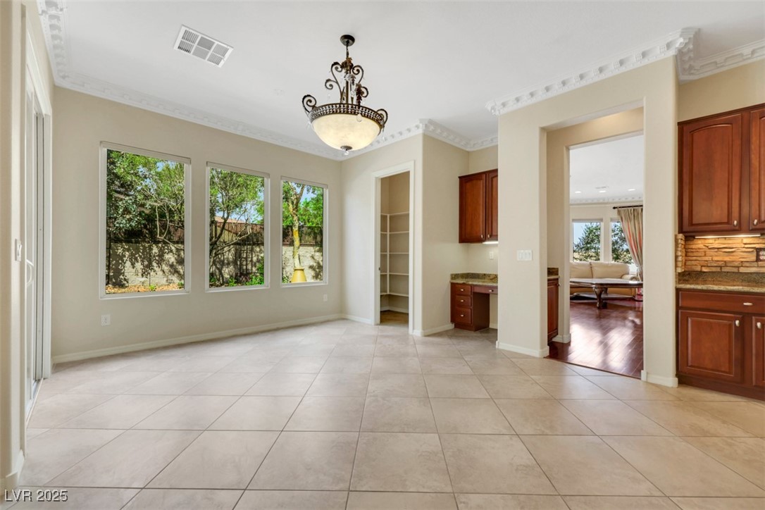 2175 Sandstone Cliffs Drive