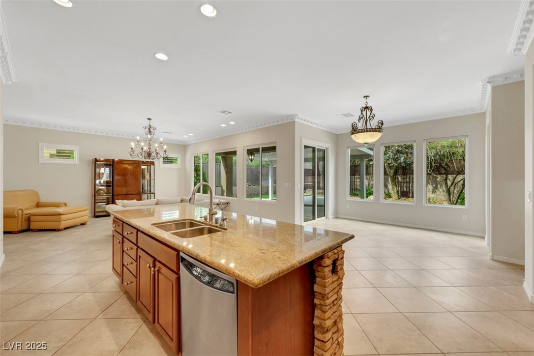 2175 Sandstone Cliffs Drive