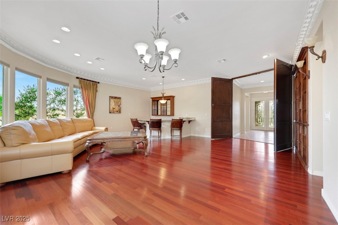 2175 Sandstone Cliffs Drive