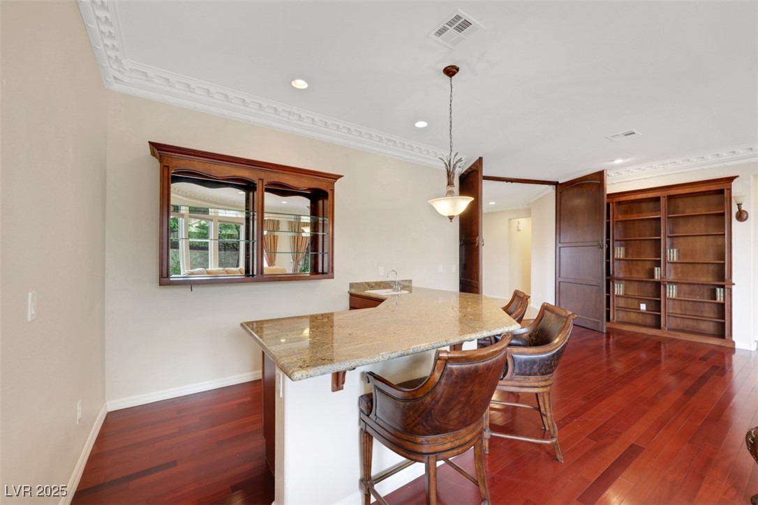 2175 Sandstone Cliffs Drive