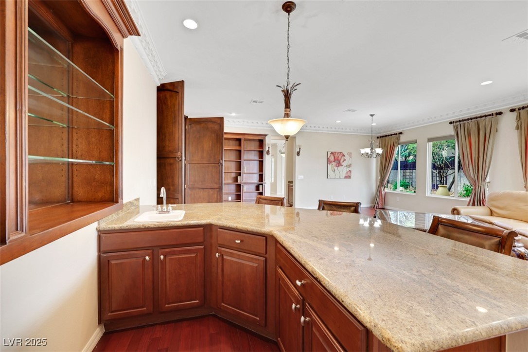 2175 Sandstone Cliffs Drive