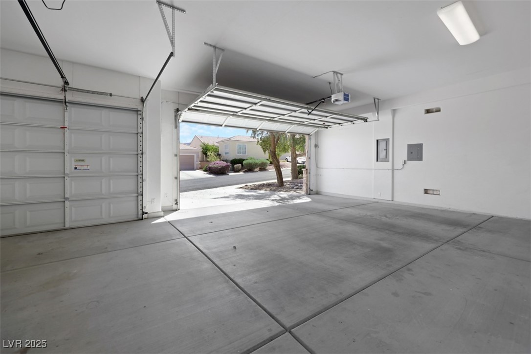 2175 Sandstone Cliffs Drive