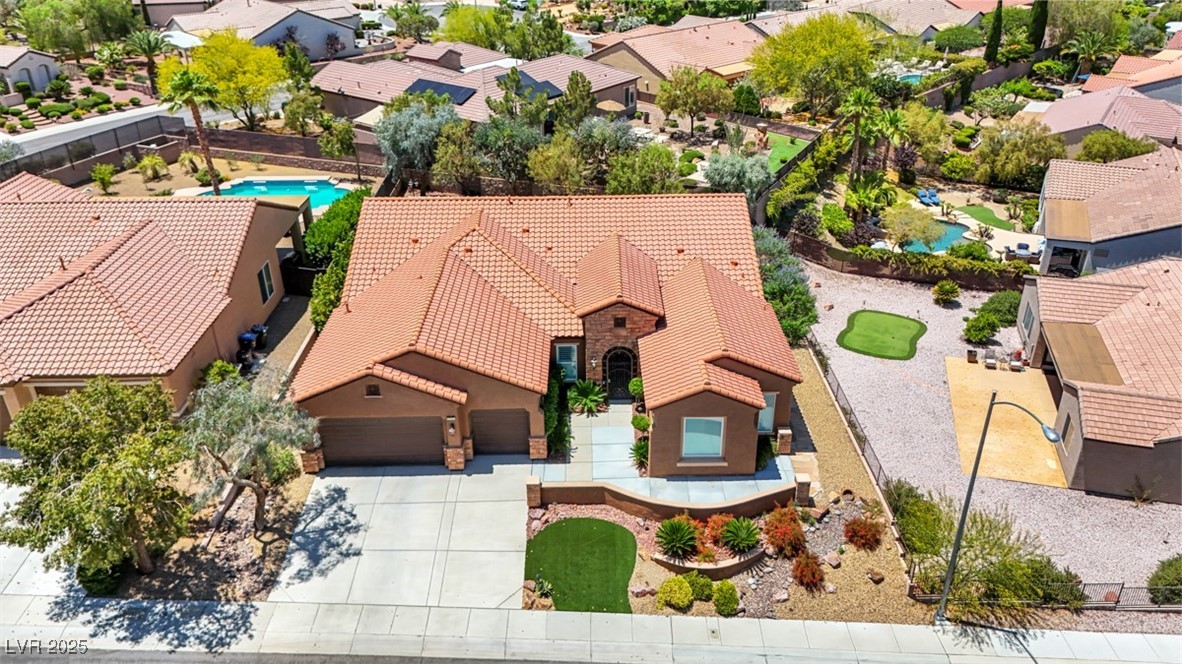 2175 Sandstone Cliffs Drive