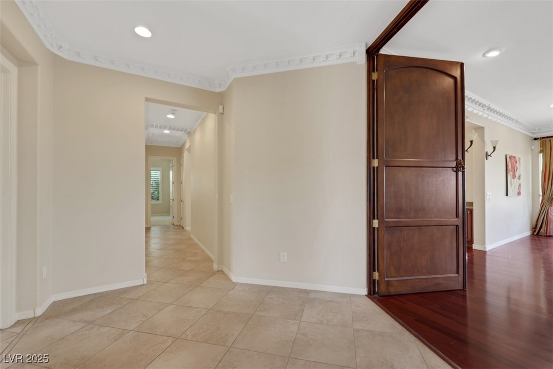 2175 Sandstone Cliffs Drive