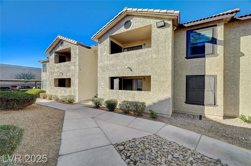 2451 North Rainbow Boulevard 2076