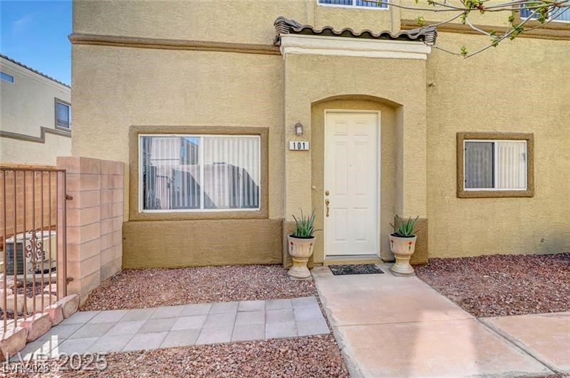 6320 Desert Leaf Street 101
