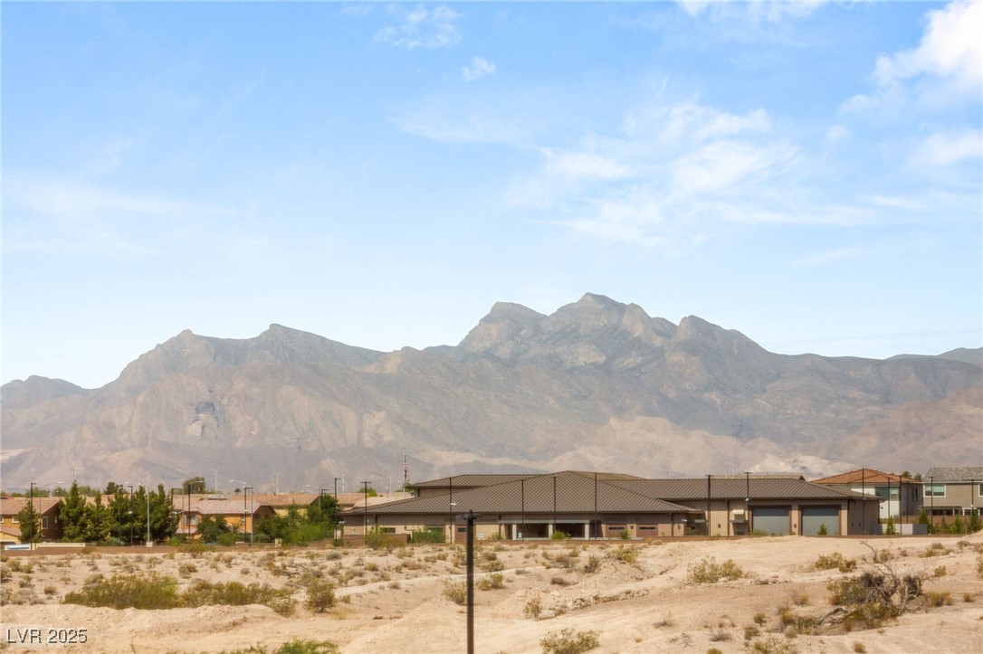 6901 Whisper Canyon Place