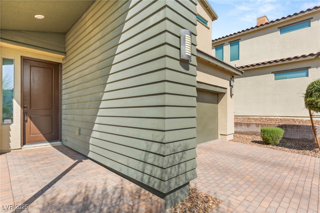 6901 Whisper Canyon Place