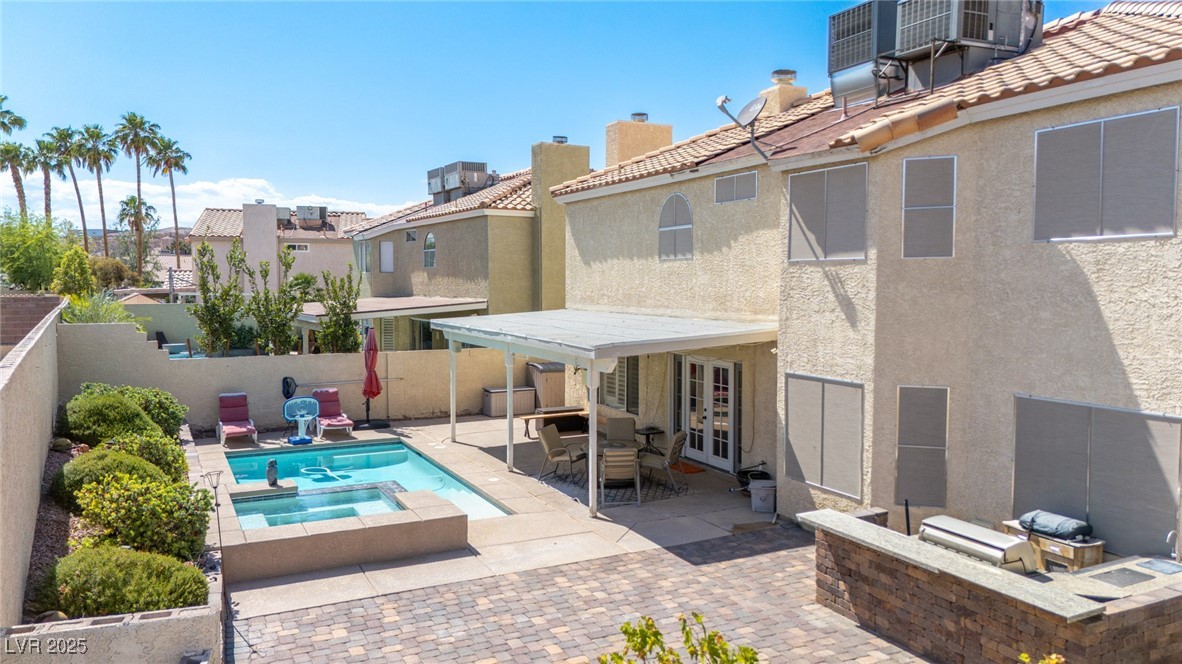 1502 Oxbow Court